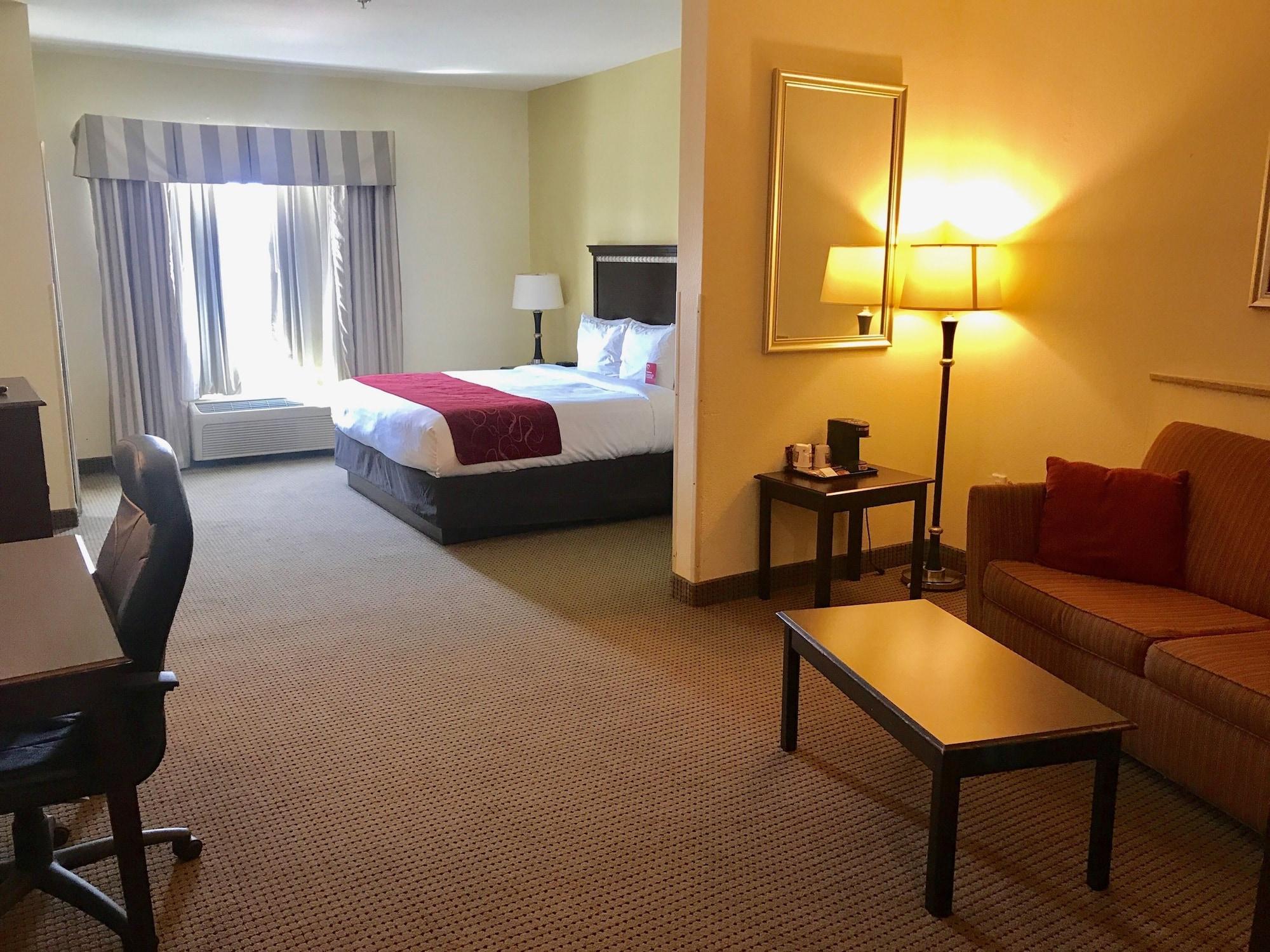 Comfort Suites University Абилин Экстерьер фото