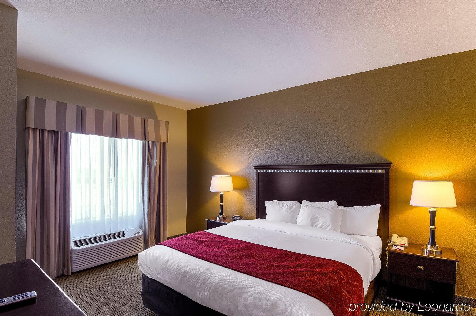Comfort Suites University Абилин Экстерьер фото